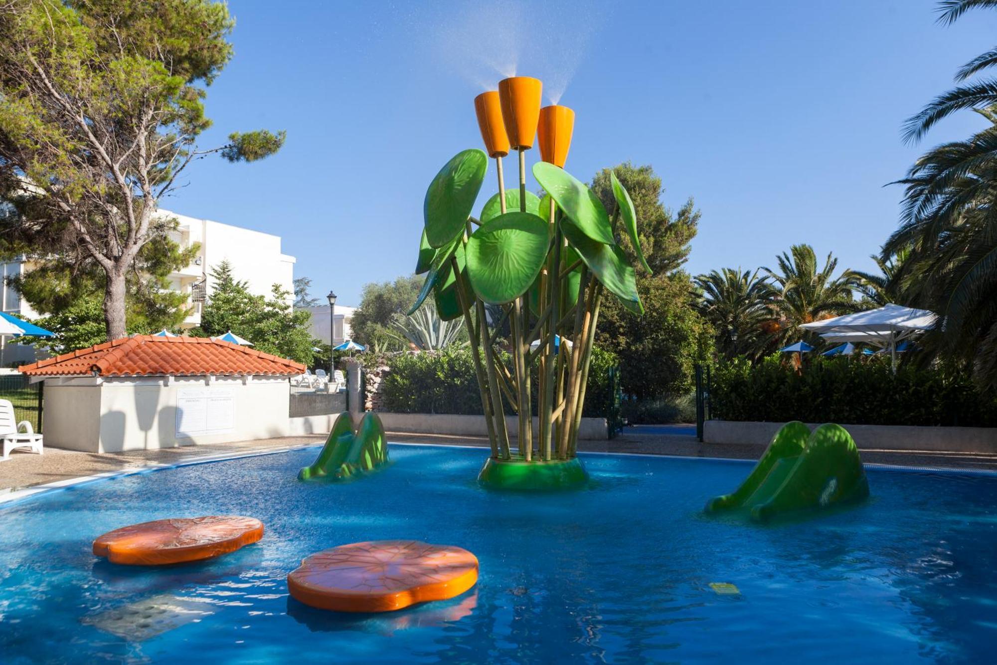 Hotel Waterman Kaktus Supetar Dış mekan fotoğraf