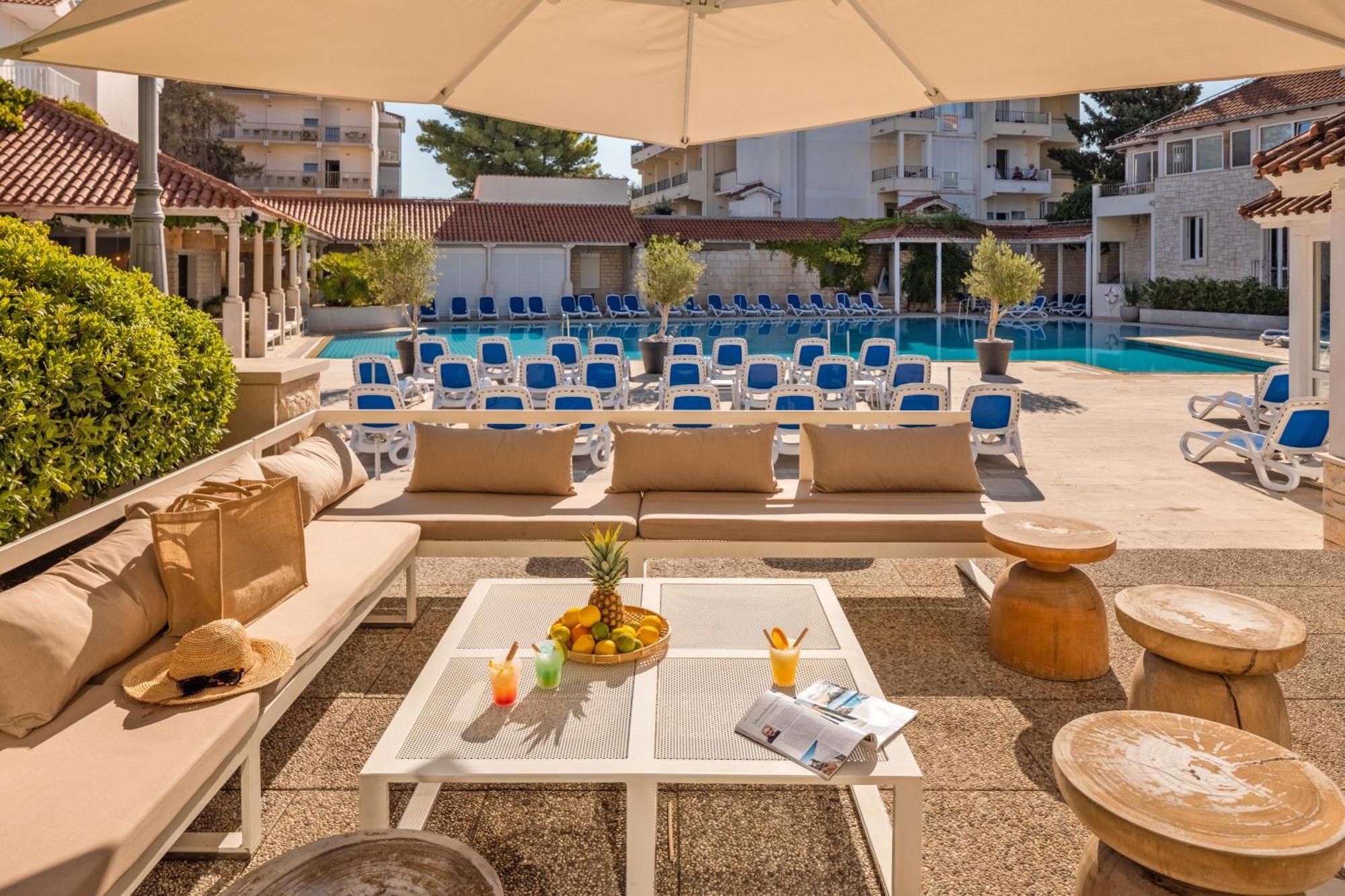 Hotel Waterman Kaktus Supetar Dış mekan fotoğraf